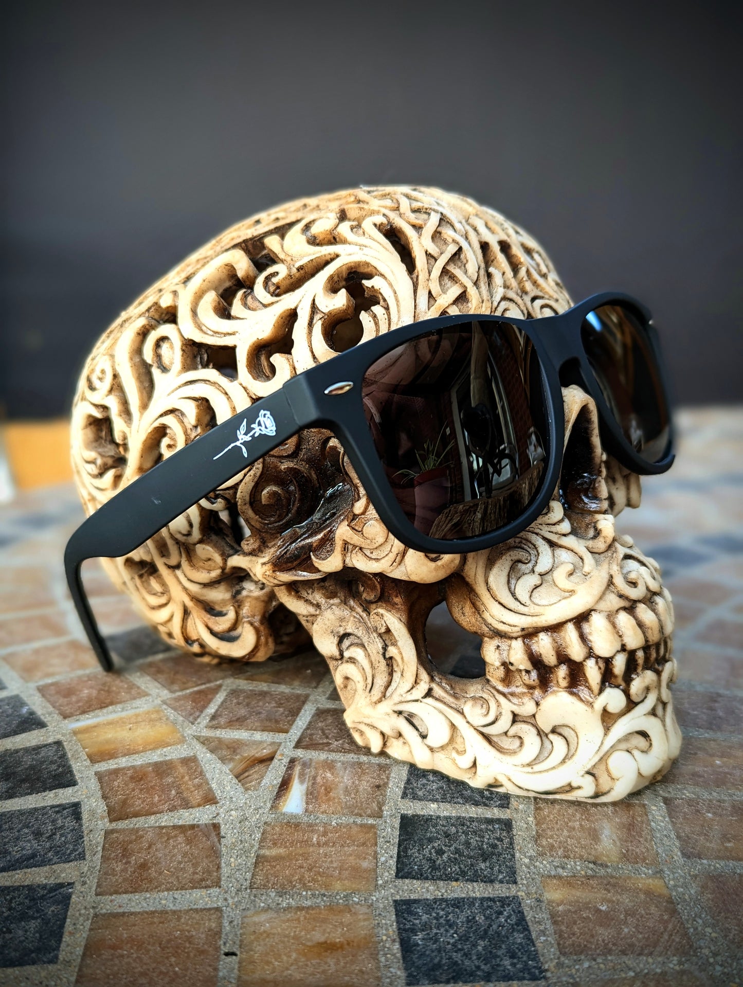 BLACK DEAD ANGRY SUNGLASSES