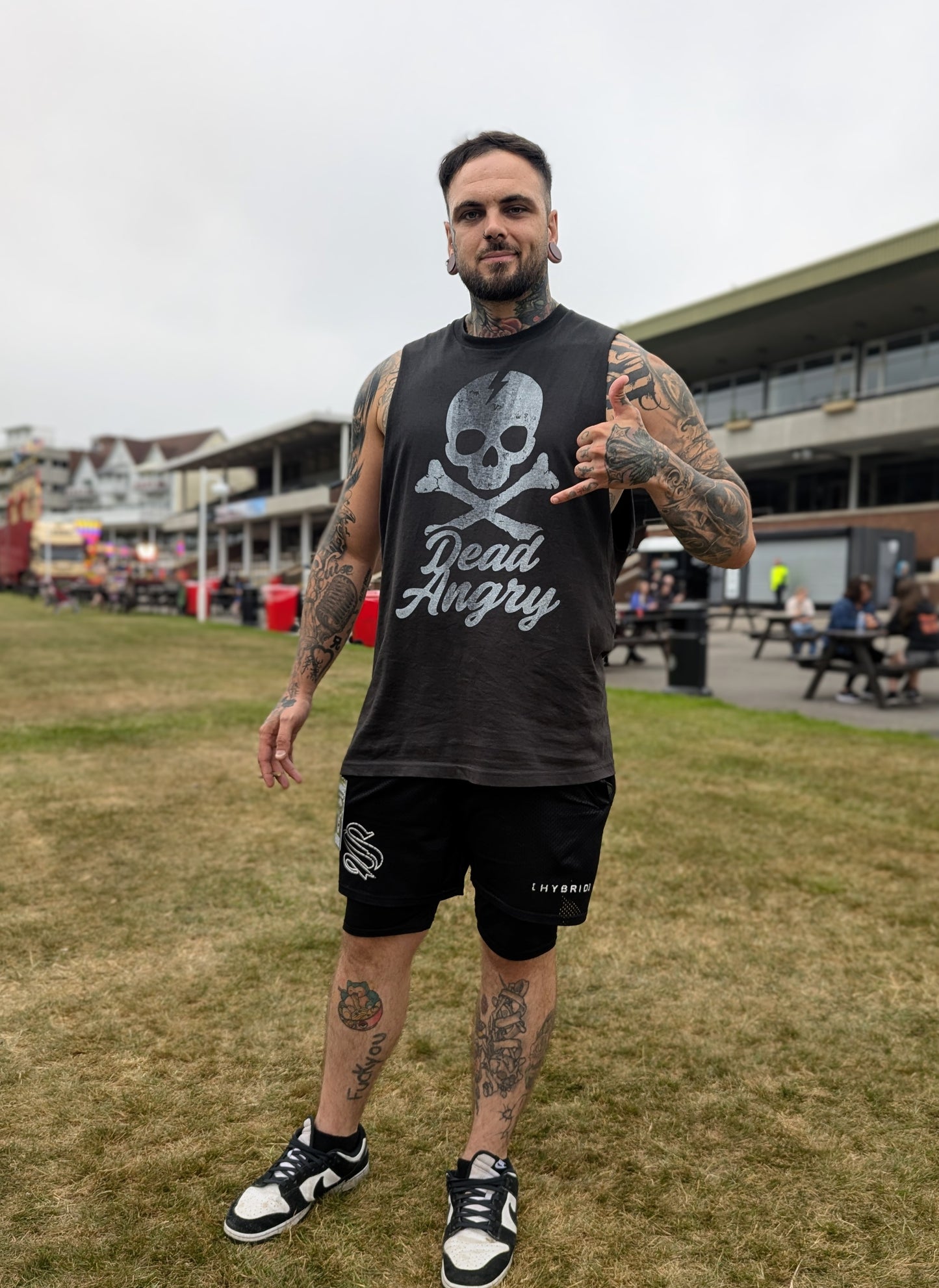 SKULL & CROSSBONES VEST